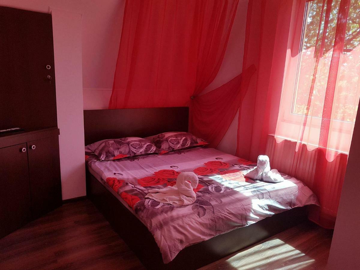 Eden Garden Sovata Villa Luaran gambar